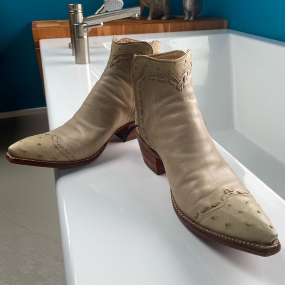 Tres Outlaws Cream Western Boots